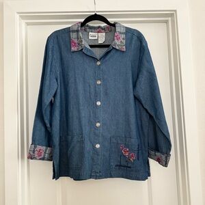 Vintage 90s chambray denim shacket chore shirt jacket floral embroidery petite M